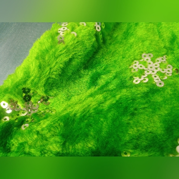 Christmas Santa Hat Set Of  2 New - Picture 8 of 8